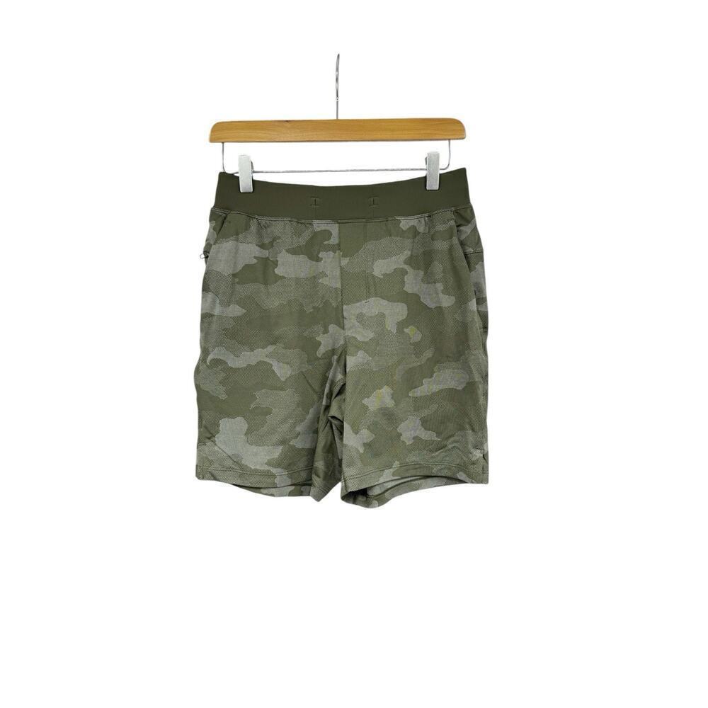 Lululemon T.H.E. Short 7” *Linerless Size Small Camo Athletic Performance